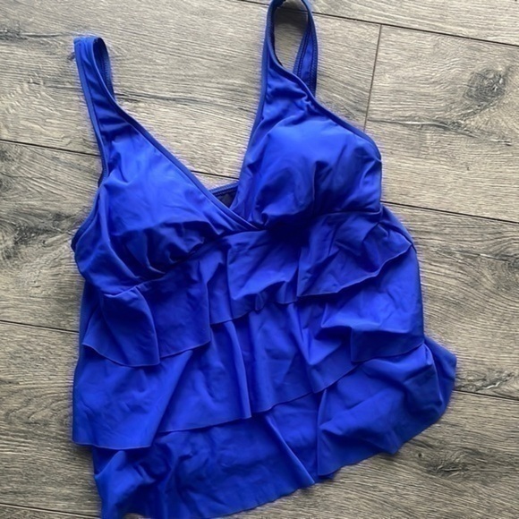 MagicSuit Swim top size 12 Blue ruffled - Picture 1 of 7